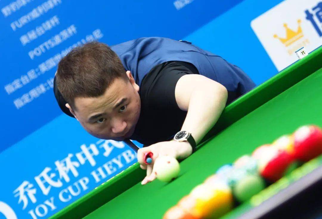 然而在比赛 然而在比赛